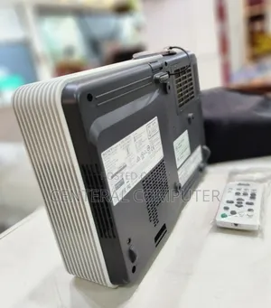 Sony Projector VPL-Dx221