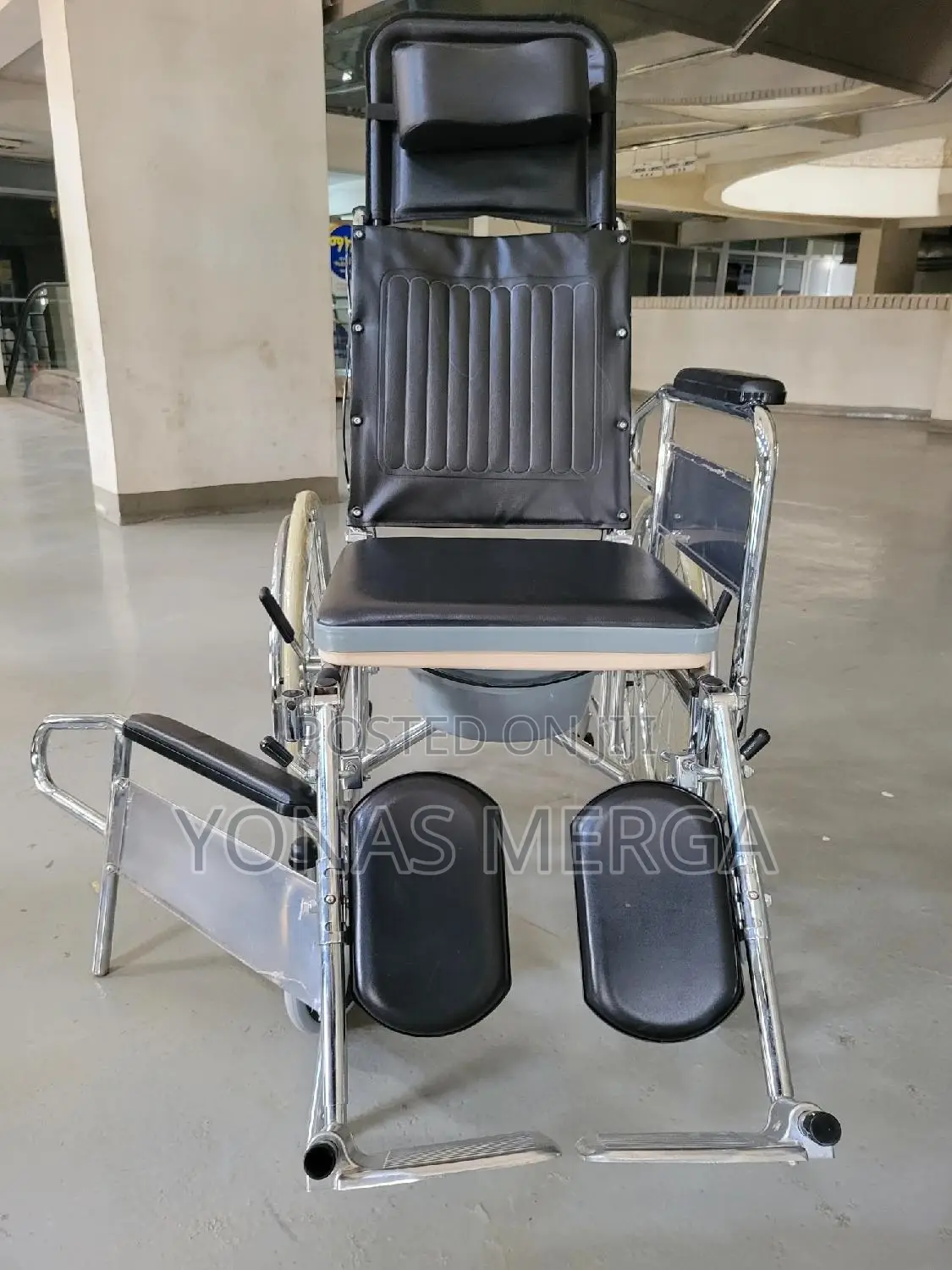 Multifunctional Wheelchair፹‱Durable Construction:Toilet ዊልቼር