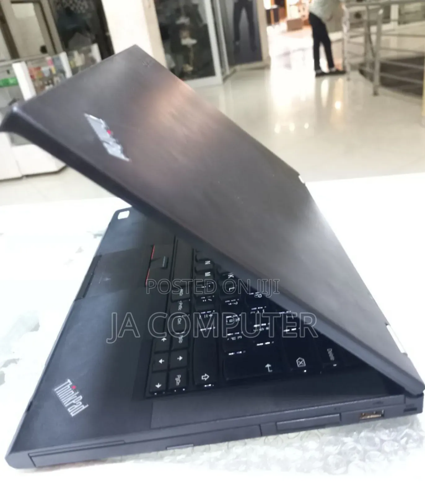 Laptop Lenovo ThinkPad Yoga 4GB Intel Core I5 HDD 500GB