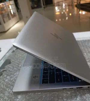 New Laptop HP EliteBook 830 G7 16GB Intel Core I5 SSD 512GB