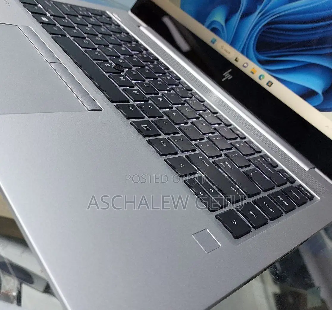 New Laptop HP EliteBook 840 12GB Intel Core I7 SSD 512GB