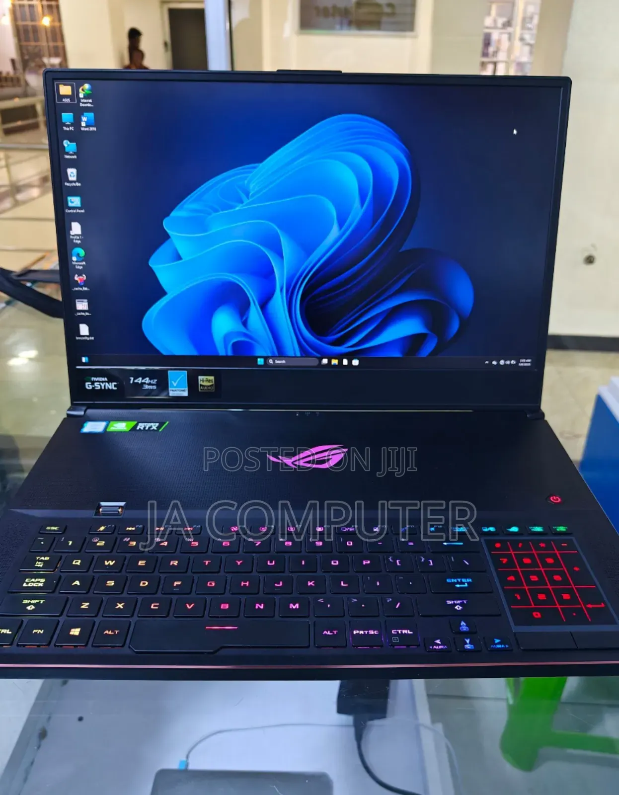 New Laptop Asus ROG Zephyrus G15 16GB Intel Core I7 SSD 1T