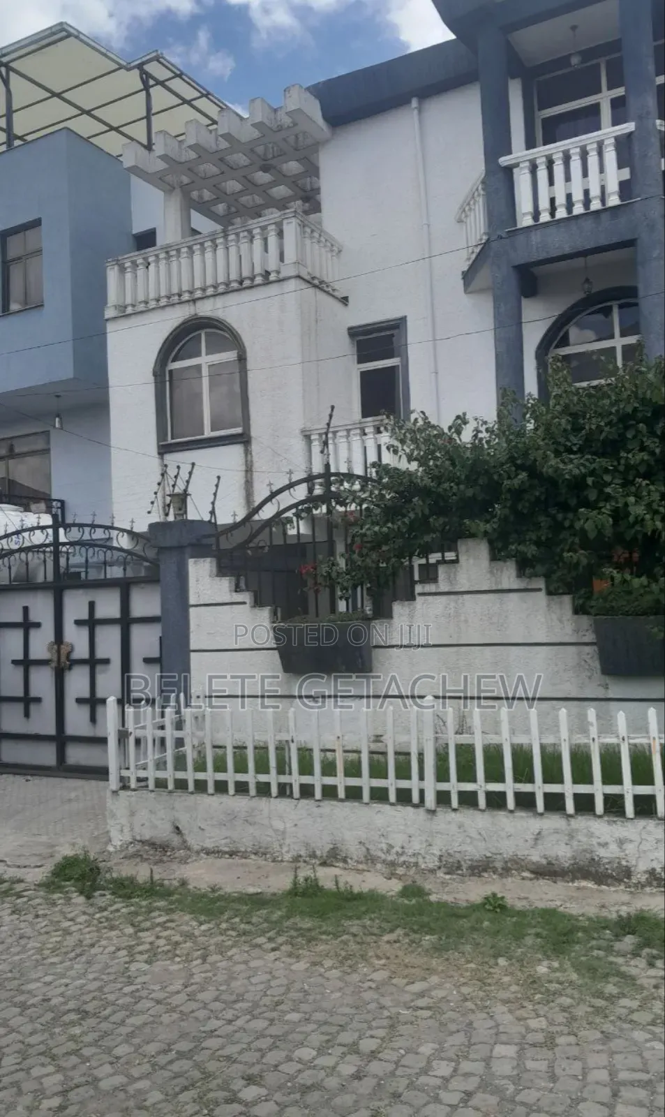 5bdrm House in Semit, G+2 Luxury, Bole for sale