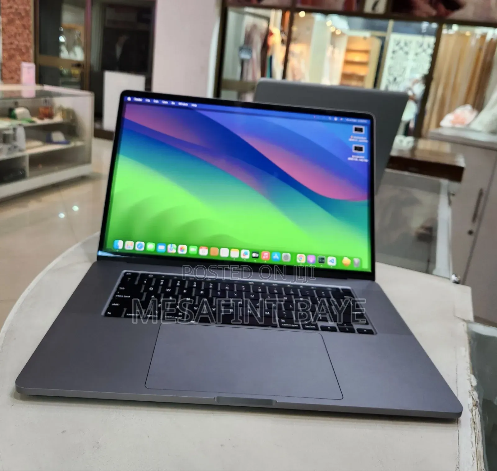 New Laptop Apple MacBook Pro 2019 16GB Intel Core I7 SSD 1T