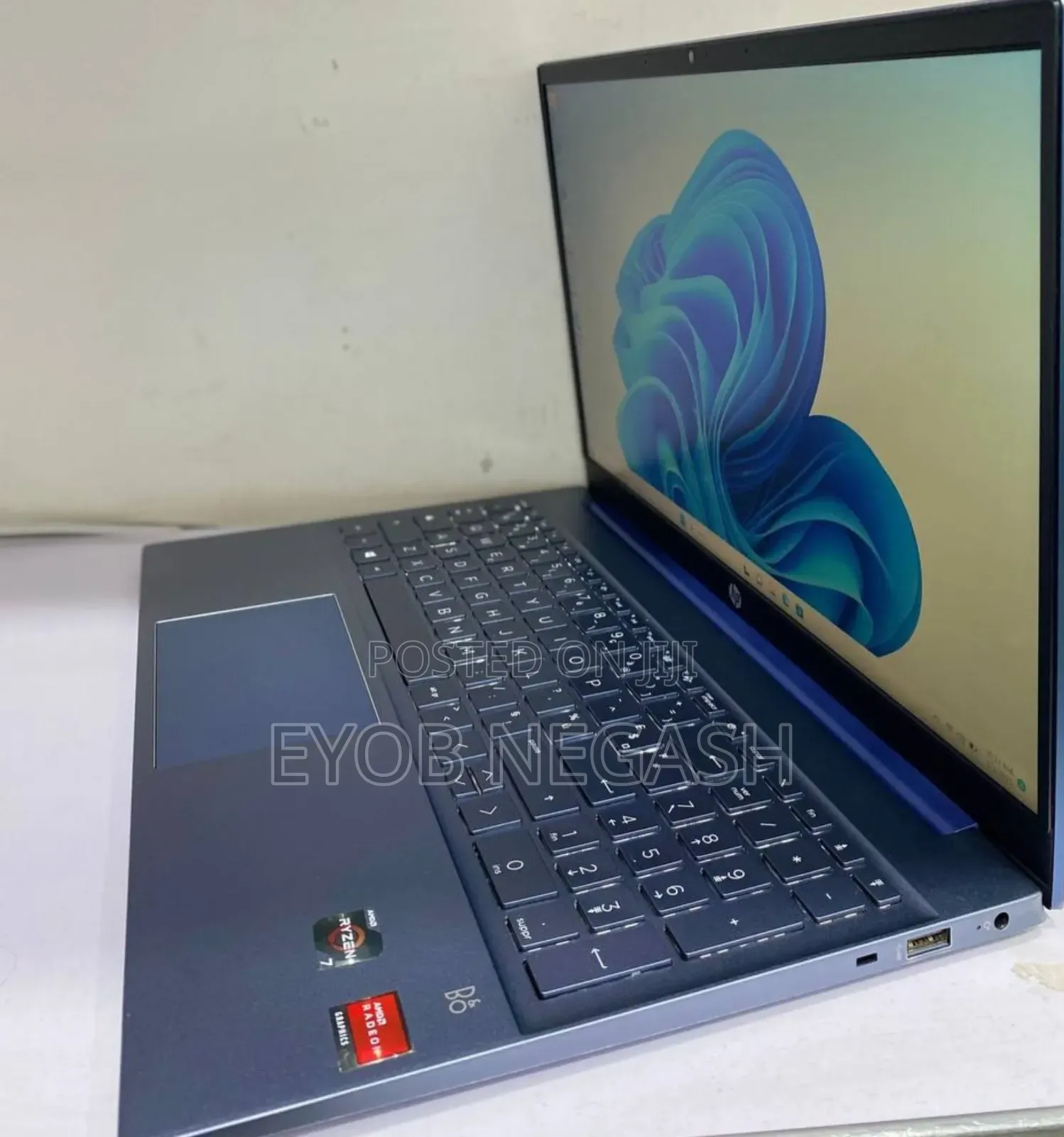 New Laptop HP Pavilion 15 8GB AMD Ryzen 7 SSD 512GB