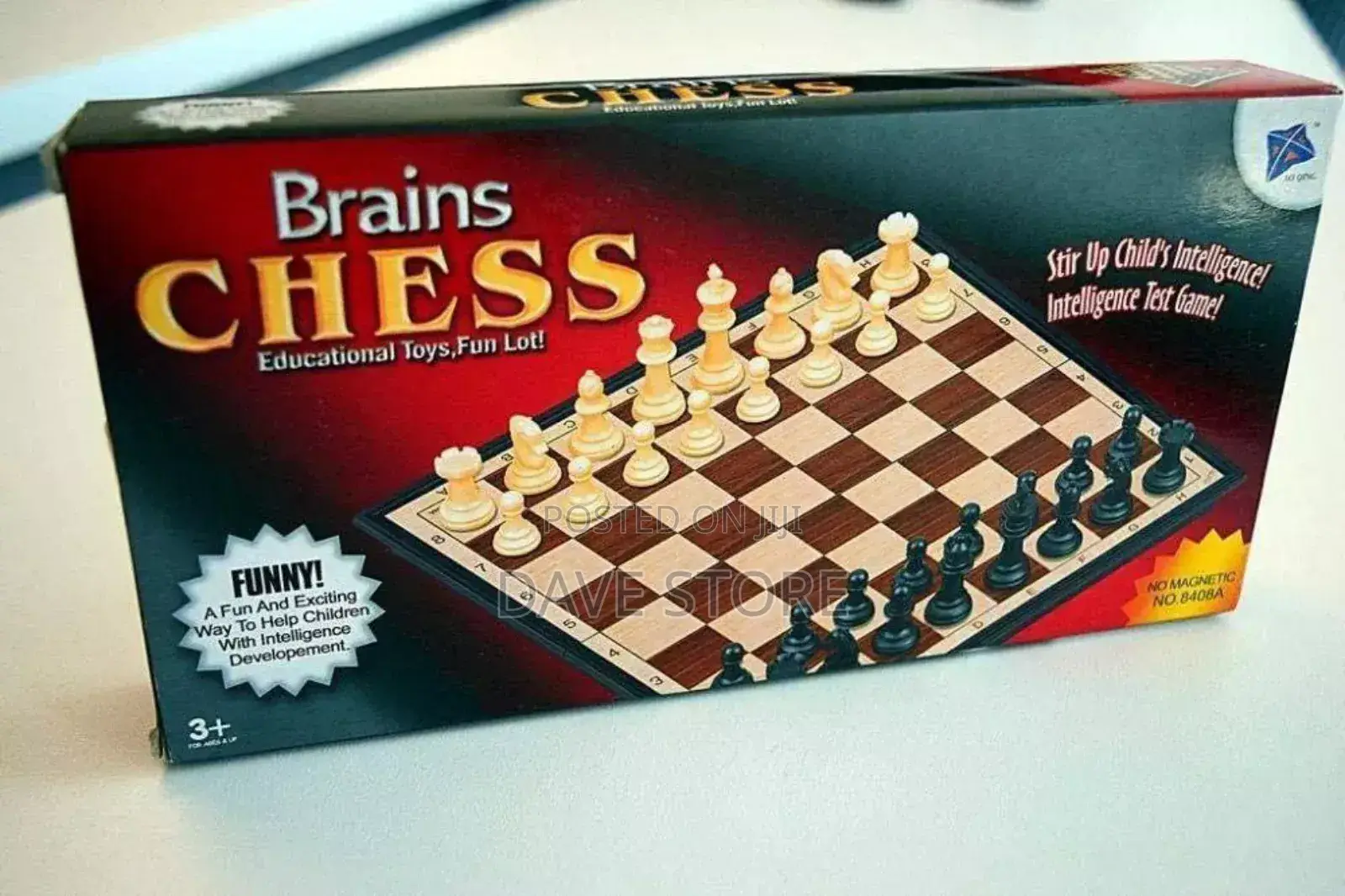 Foldable Chess Set – Play Anywhere, Anytime!