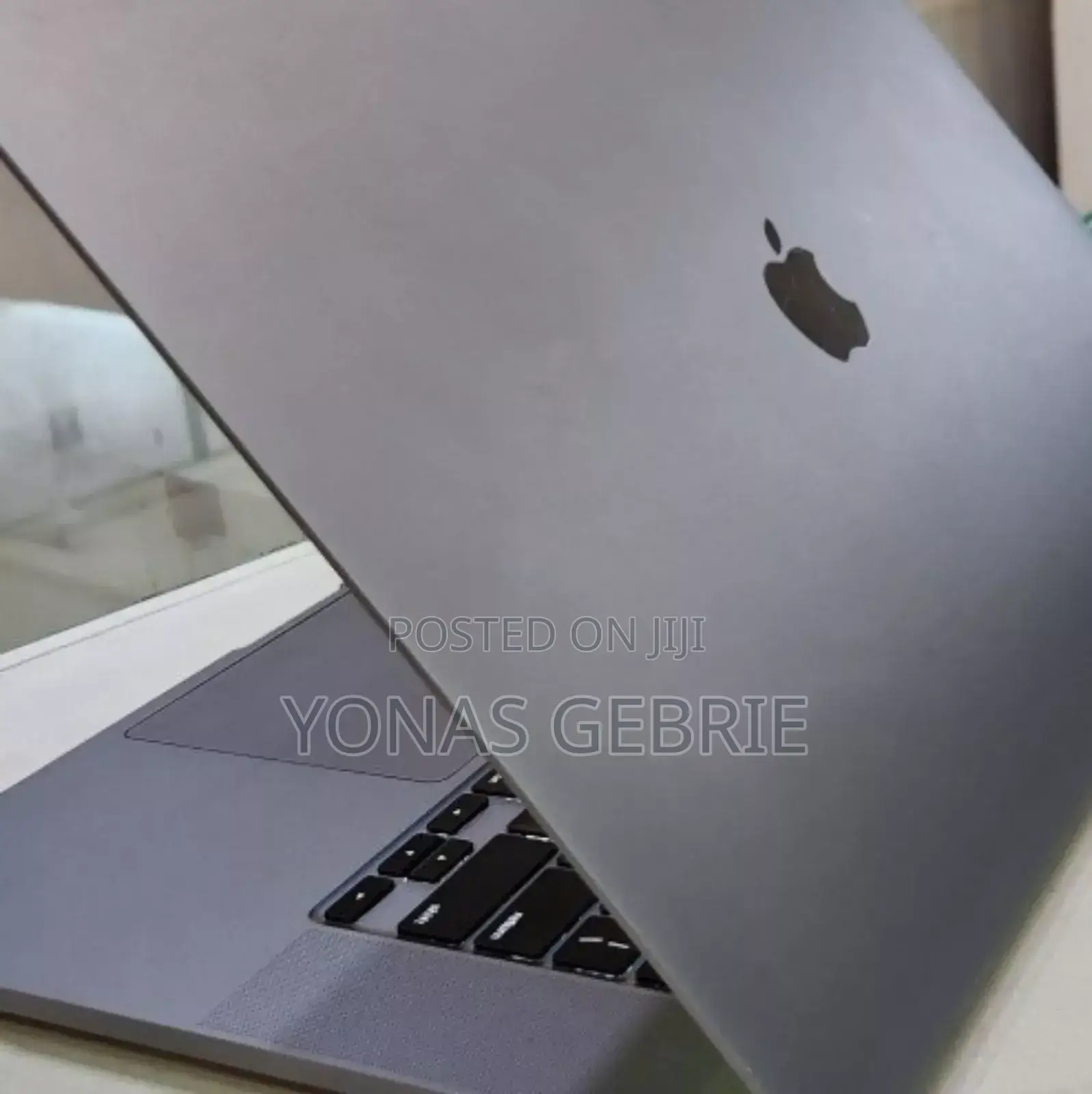 New Laptop Apple MacBook Pro 2019 16GB Intel Core I9 SSD 1T