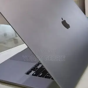 New Laptop Apple MacBook Pro 2019 16GB Intel Core I9 SSD 1T