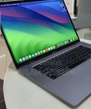 New Laptop Apple MacBook Pro 2019 16GB Intel Core I9 SSD 1T