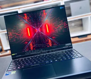 New Laptop Acer Predator Helios 18 PH18-71 16GB Intel Core I9 SSD 1T