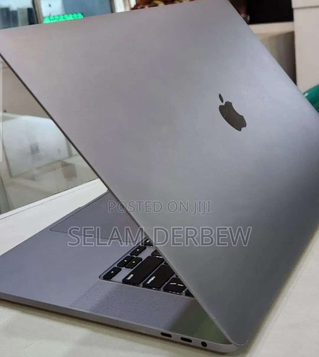 New Laptop Apple MacBook Pro 2019 16GB Intel Core I9 SSD 1T
