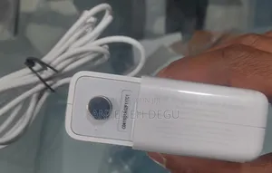Photo - Apple Macbook Charger
