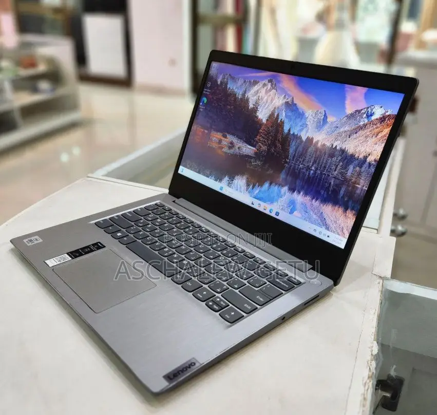 New Laptop HP Envy X360 8GB Intel Core I5 SSD 512GB