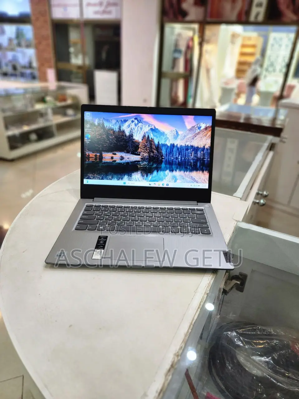 New Laptop HP Envy X360 8GB Intel Core I5 SSD 512GB