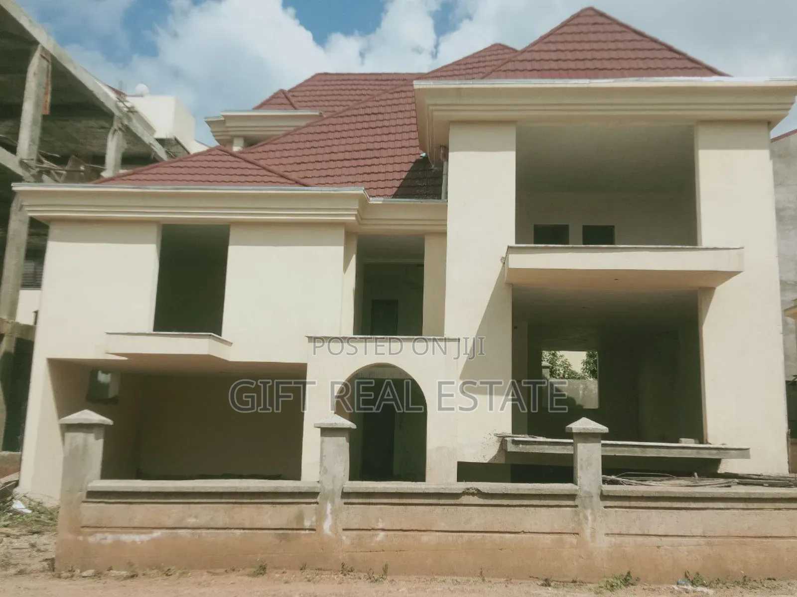 Furnished 6bdrm Villa in ጊፍት ሪል እስቴት, Bole for sale