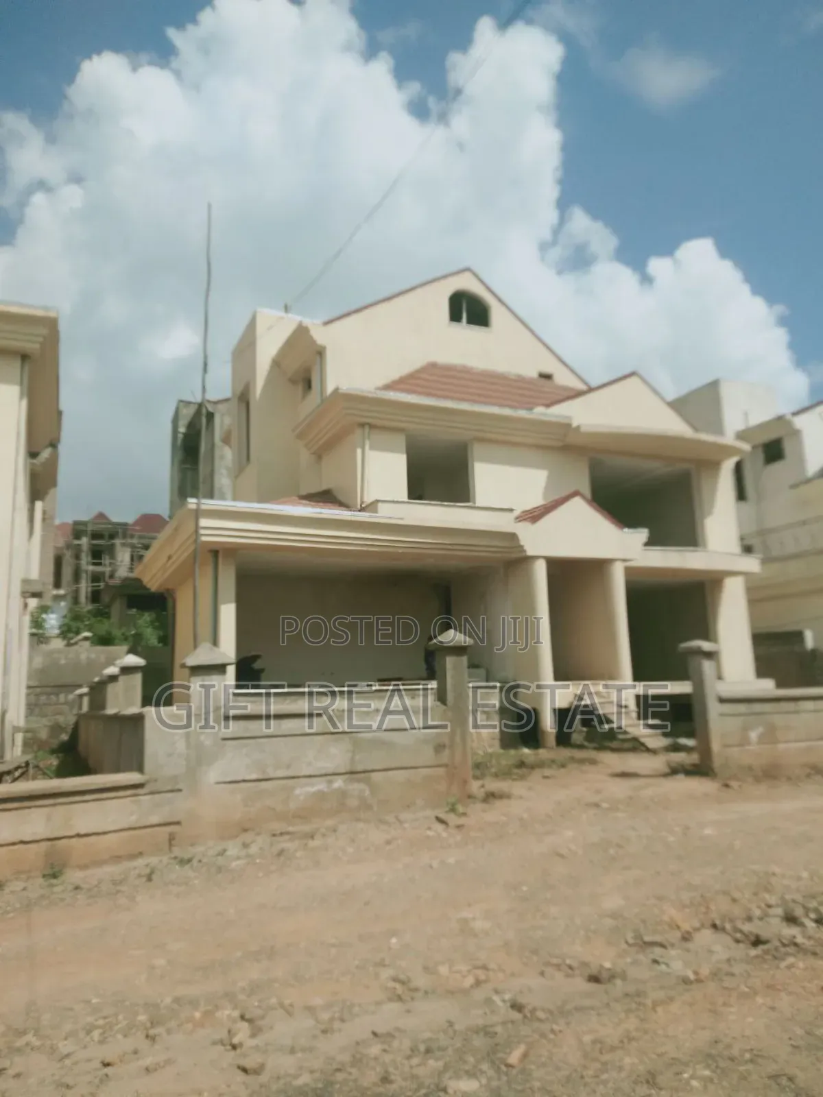 Furnished 6bdrm Villa in ጊፍት ሪል እስቴት, Bole for sale
