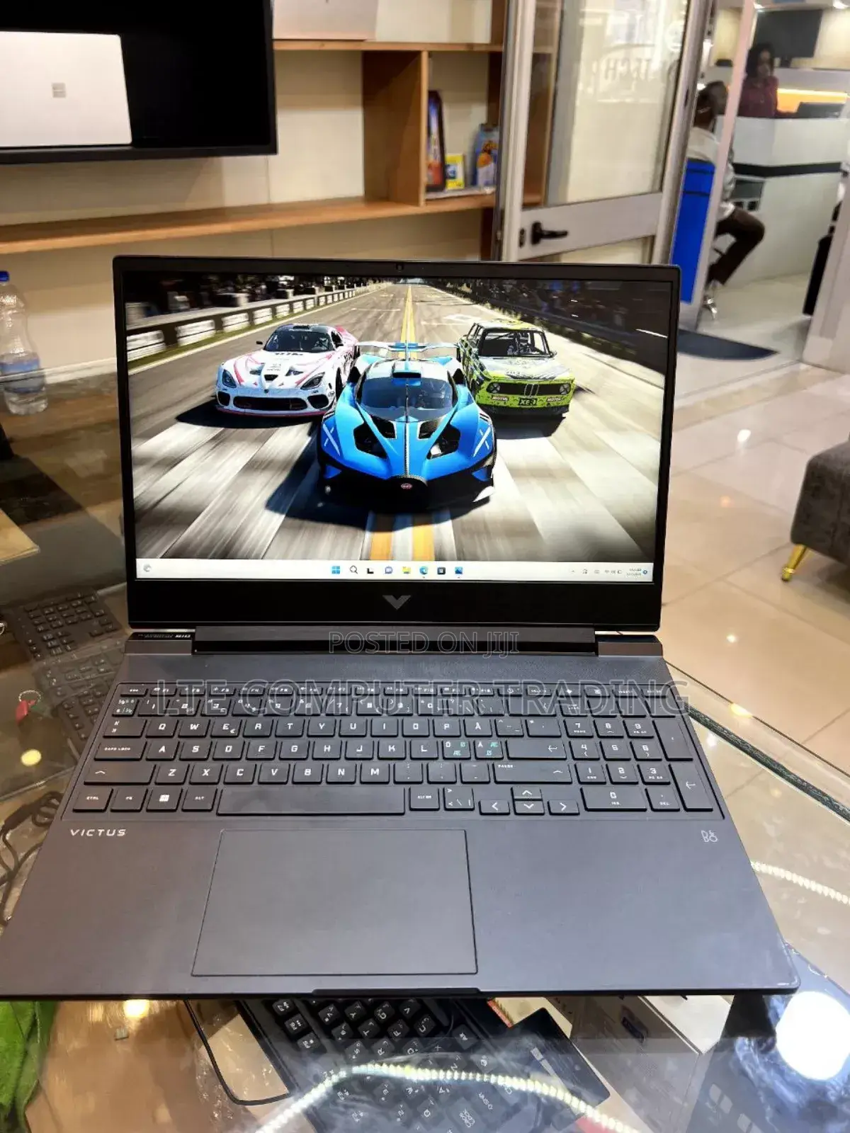New Laptop HP Victus 15 8GB AMD Ryzen 5 SSD 512GB