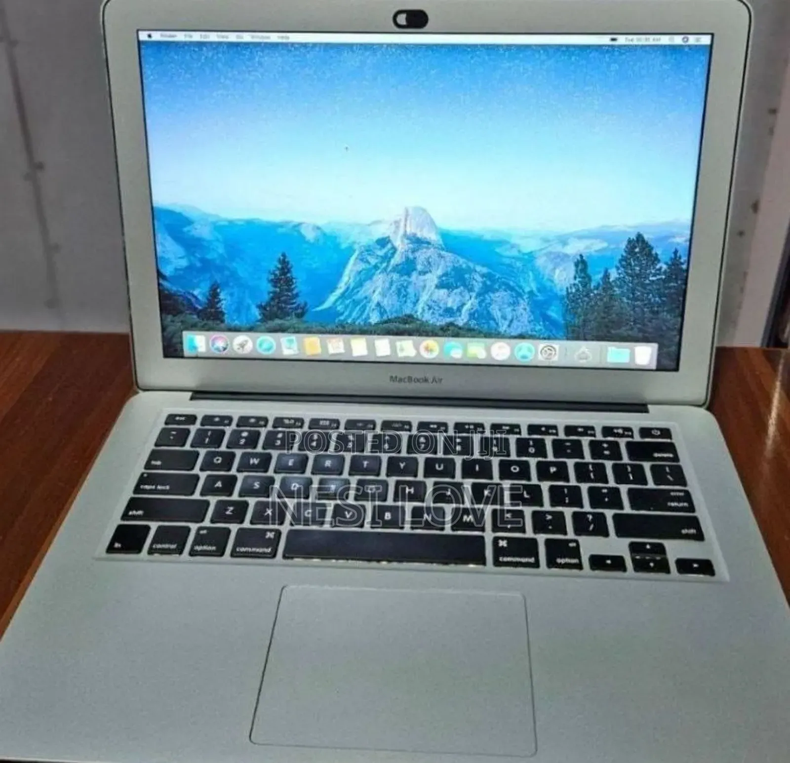 New Laptop Apple MacBook Air 2017 8GB Intel Core I5 SSD 128GB