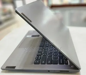 New Laptop Lenovo Ideapad 3 8GB Intel Core I5 SSD 256GB