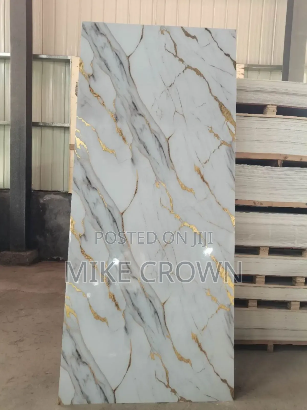 Uv Bord (Interior Design)