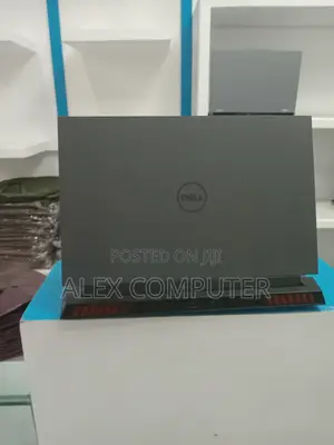 New Laptop Dell G15 5535 16GB Intel Core I7 SSD 1T