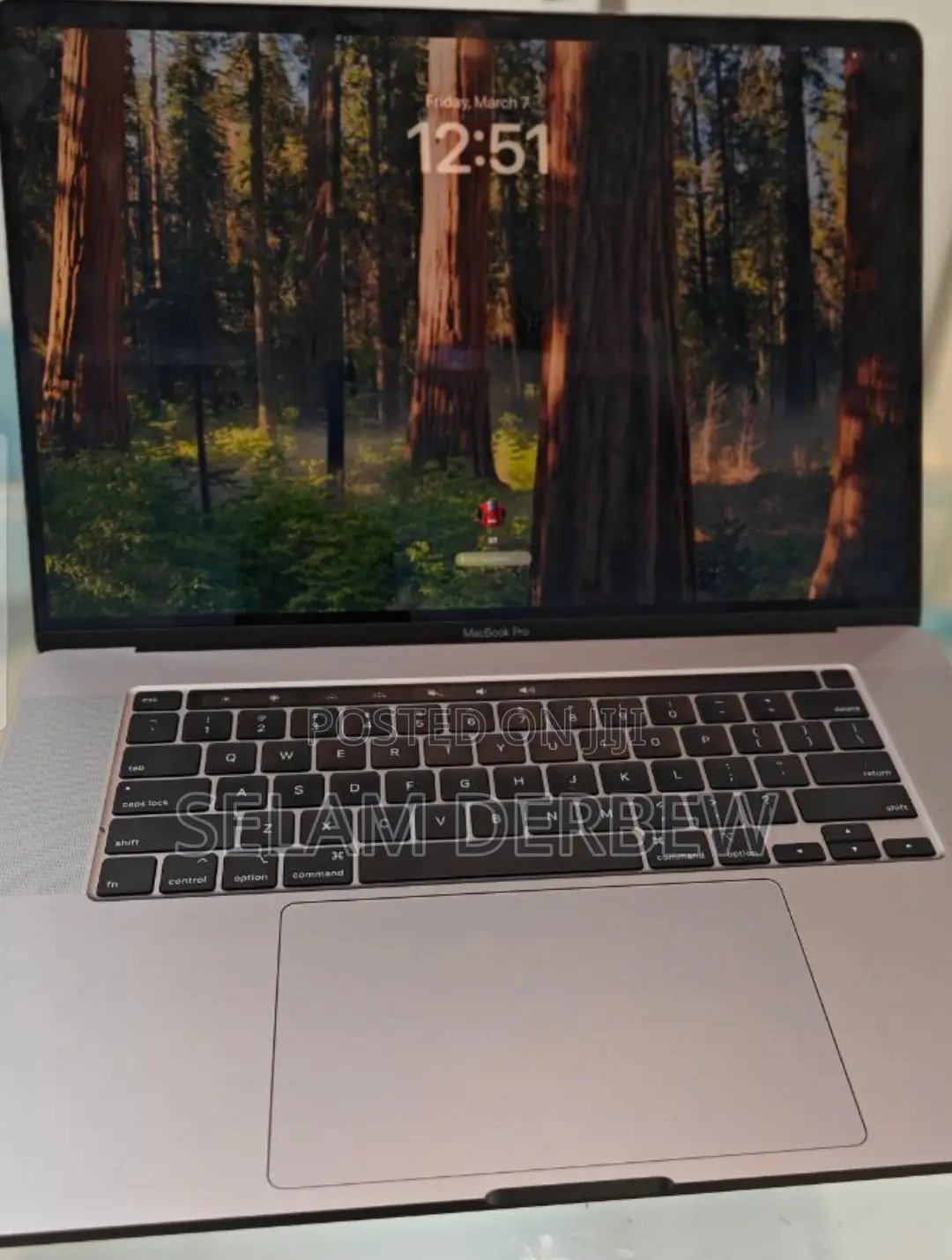 New Laptop Apple MacBook Pro 2019 16GB Intel Core I7 SSD 512GB