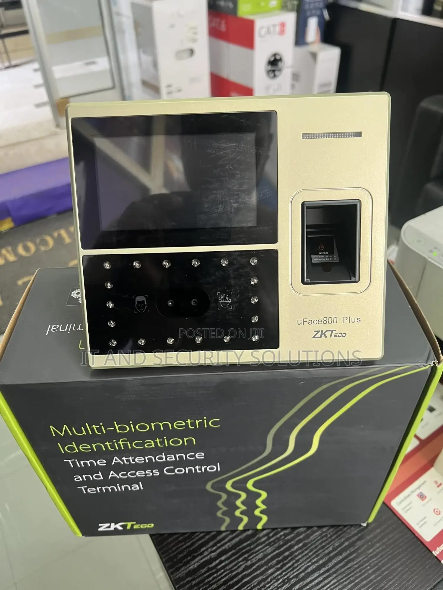 3-in-1 Contactless Palm, Face, Fingerprint Terminal