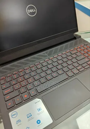 New Laptop Dell G15 5535 16GB Intel Core I7 SSD 1T