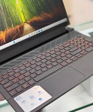 New Laptop Dell G15 5535 16GB Intel Core I7 SSD 1T