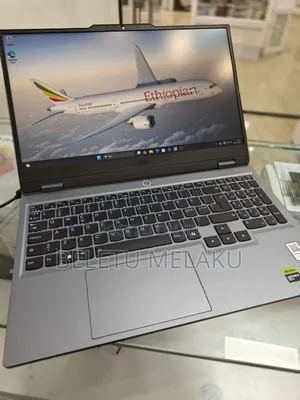 New Laptop Lenovo LOQ 15IRH8 24GB Intel Core I5 SSD 1T