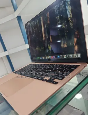 Photo - New Laptop Apple MacBook Air 2020 8GB Intel Core I3 SSD 256GB