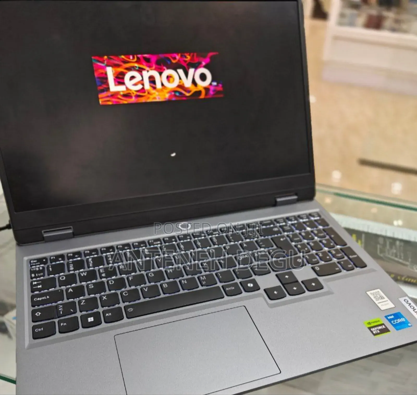 New Laptop Lenovo LOQ 15ARP9 24GB Intel Core I5 SSD 1T