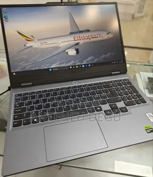 New Laptop Lenovo LOQ 15ARP9 24GB Intel Core I5 SSD 1T