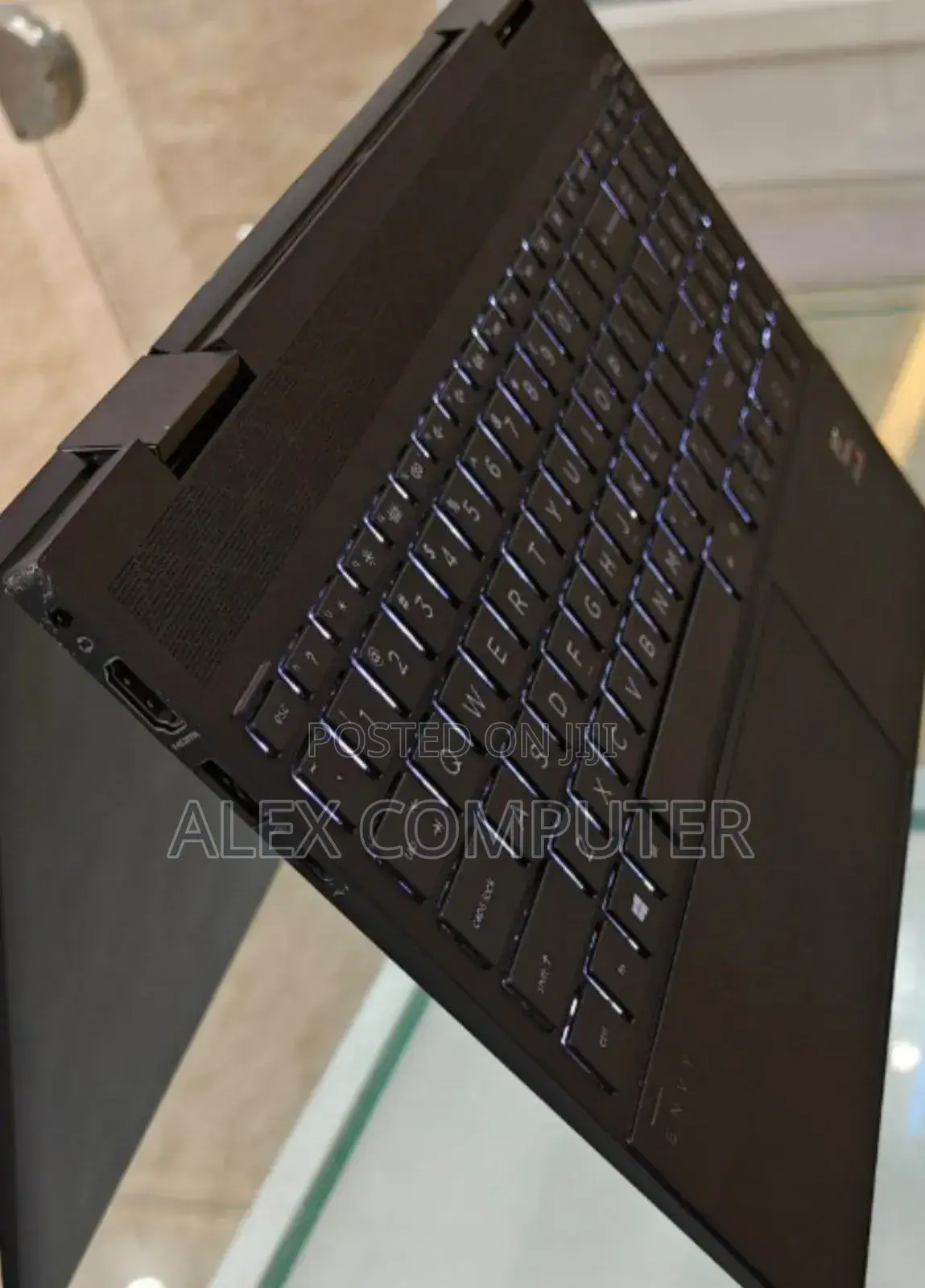 New Laptop HP Envy X360 12GB AMD Ryzen 7 SSD 512GB