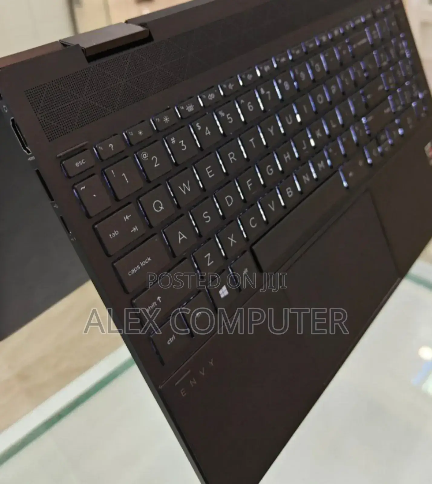 New Laptop HP Envy X360 12GB AMD Ryzen 7 SSD 512GB