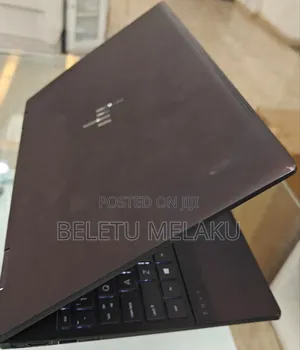 Laptop HP Envy X360 12GB AMD Ryzen 7 SSD 512GB