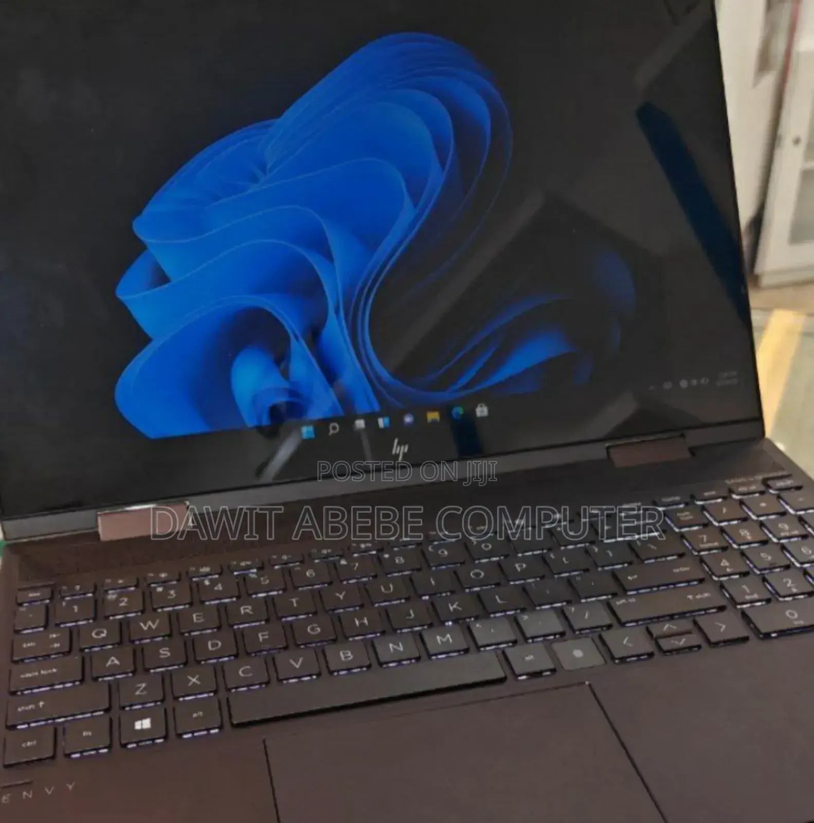 New Laptop HP Envy X360 12GB Intel Core I7 SSD 512GB