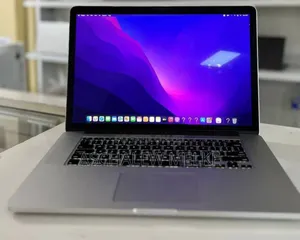 Laptop Apple MacBook Pro 2015 16GB Intel Core I7 SSD 512GB