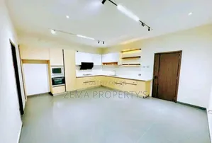 5bdrm House in Bole for sale