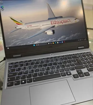 New Laptop Lenovo LOQ 15ARP9 24GB Intel Core I7 SSD 1T