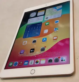 Photo - New Apple iPad 10.2 (2019) 128 GB