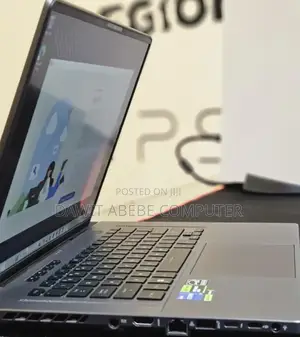 New Laptop Asus ROG Zephyrus G16 16GB Intel Core I7 SSD 512GB