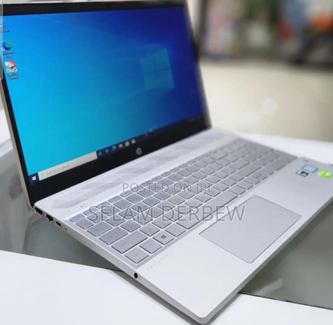 New Laptop HP Pavilion 15 8GB Intel Core I5 HDD 1T