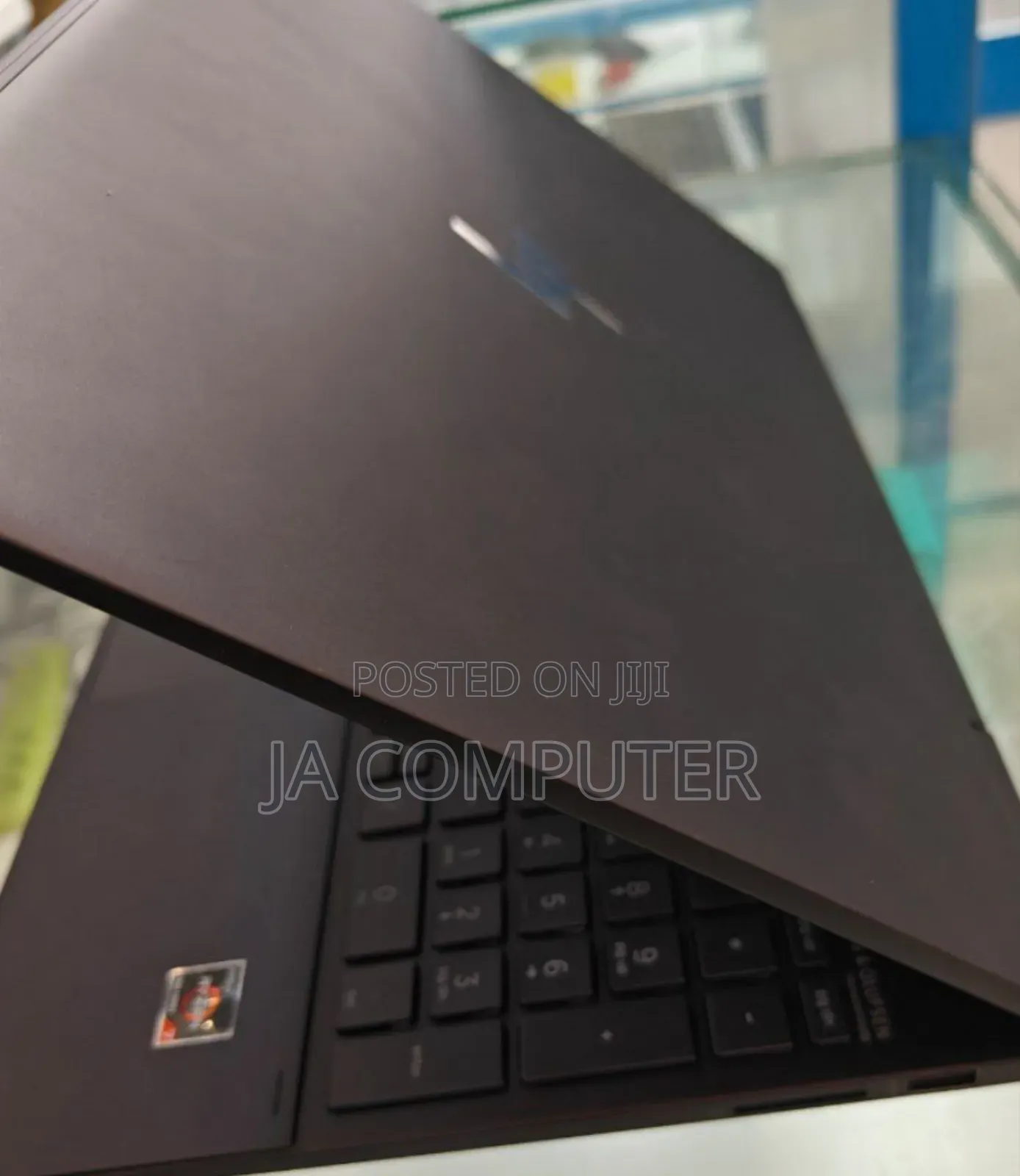 New Laptop HP Envy X360 12GB AMD Ryzen 7 SSD 512GB