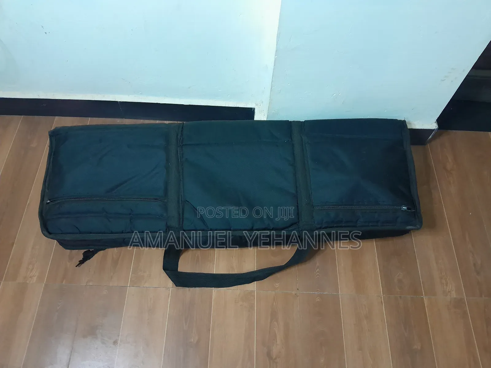 Roland E-A7 Expandable Arranger Keyboard