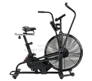 Photo - ለዘመናዊ ቤቶ የሚሆን Assault Fitness Air Bike