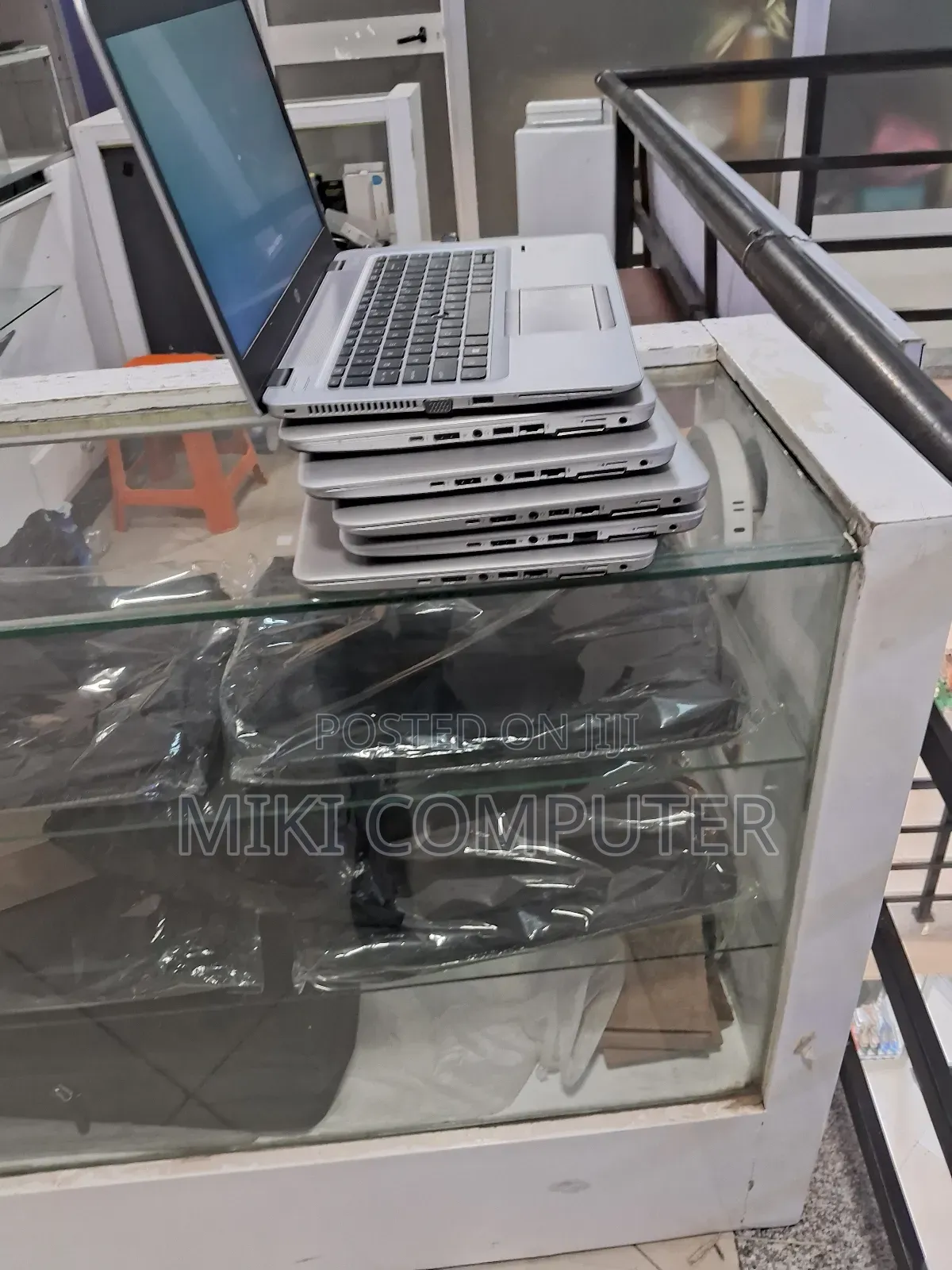 New Laptop HP EliteBook 840 8GB Intel Core I5 HDD 1T