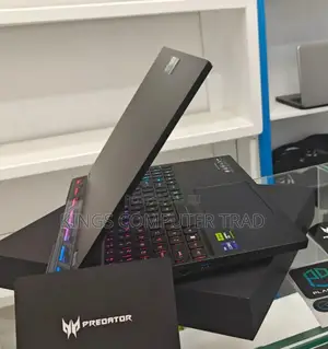 New Laptop Acer Predator Helios 18 PH18-71 32GB Intel Core I9 SSD 1T