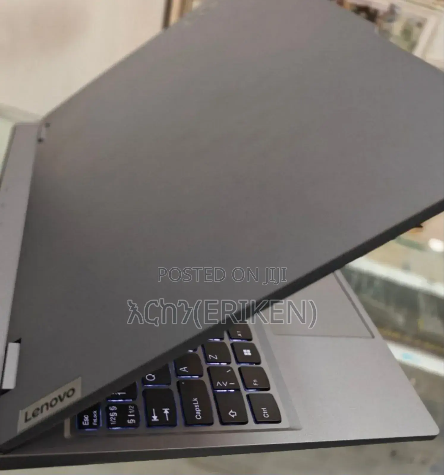 New Laptop Lenovo LOQ 15IRH8 24GB Intel Core I5 SSD 1T