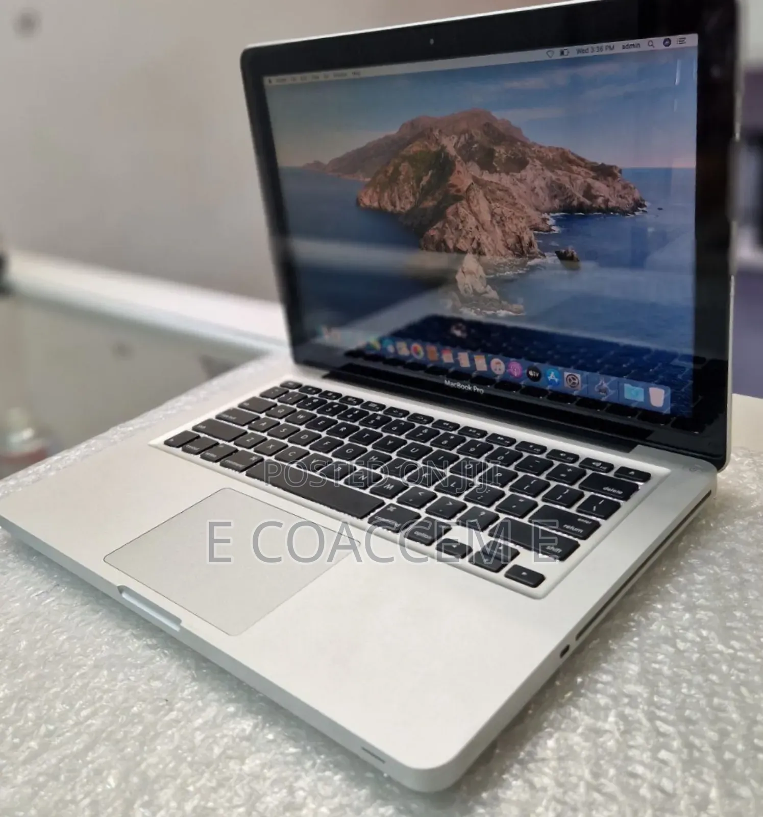 New Laptop Apple MacBook 4GB Intel Core I5 HDD 500GB